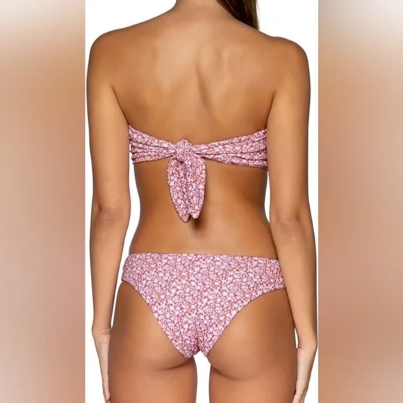 Bswim 2 ways to wear Red Floral Bikini Set - Picture 7 of 7